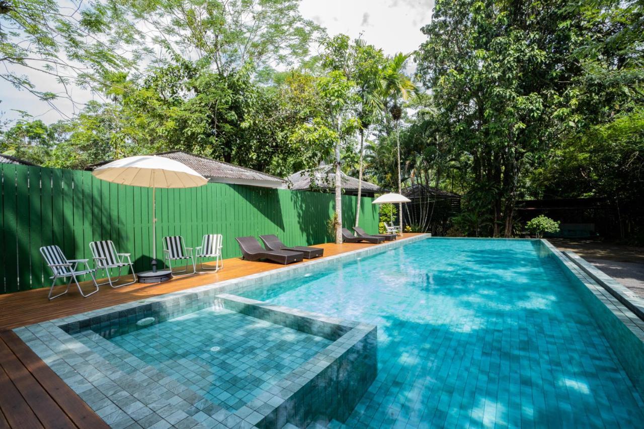 Resort Blu Monkey Pooltara & Pet Friendly Krabi town