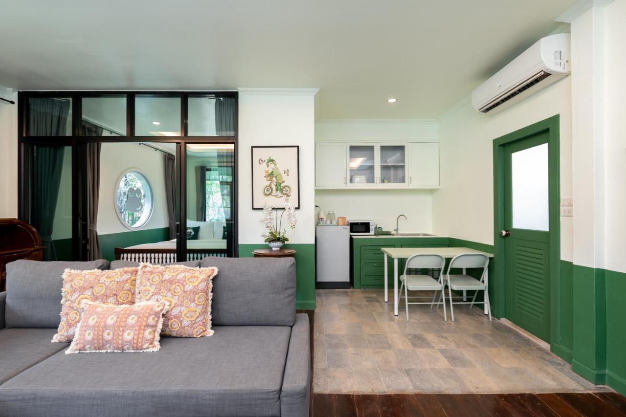 Resort Blu Monkey Pooltara & Pet Friendly Krabi town
